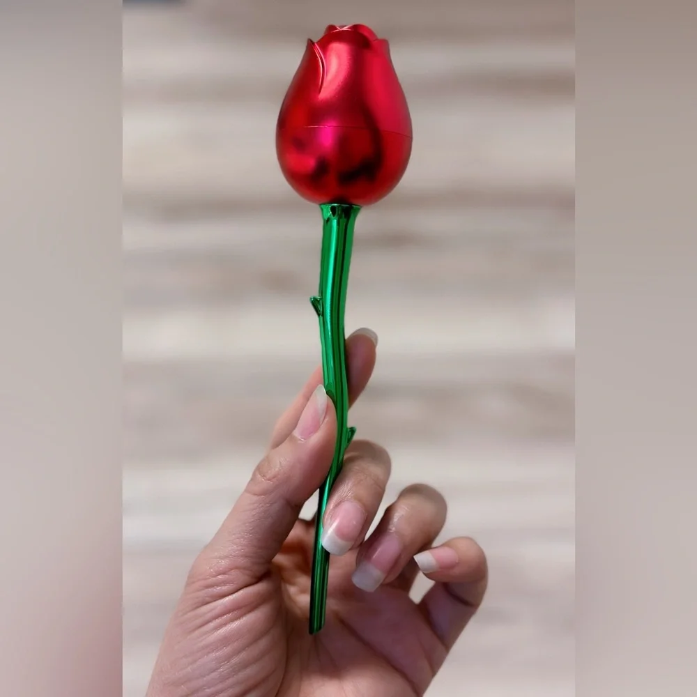 New Rose Design Foundation Brush